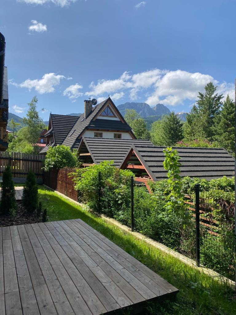 Aparthotel Lipowy Dwor 4*